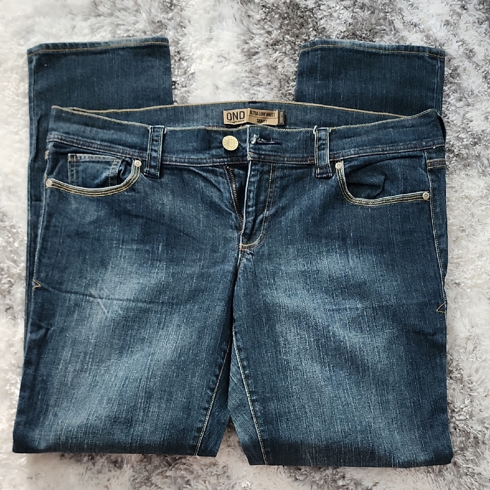 Old Navy Blue Skinny Stretch Jeans with Classic Indigo Wash